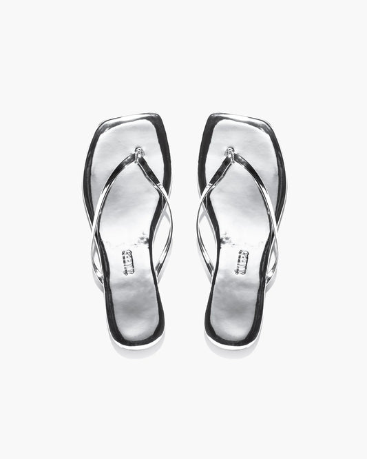 Square Toe Lily Mirror